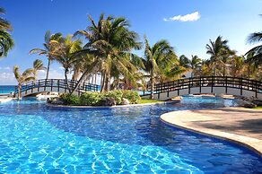 The Pyramid Cancun By Oasis - All Inclusive