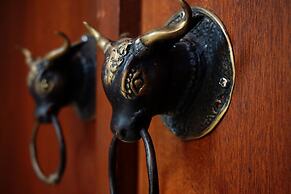 Louto Dmell Guesthouse & Villa