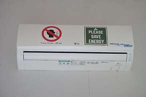 Louto Dmell Guesthouse & Villa