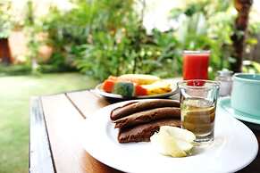 Louto Dmell Guesthouse & Villa