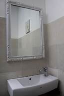 Louto Dmell Guesthouse & Villa