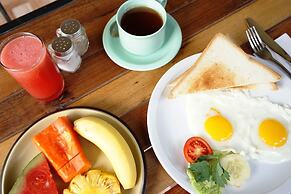 Louto Dmell Guesthouse & Villa