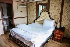 Hill Stay Hotel Residence