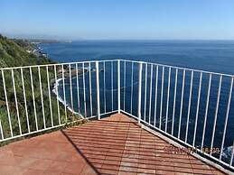 Come In Sicily - Pietramonaca