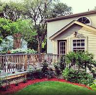 Antique Slumber Old Town Bed & Breakfast