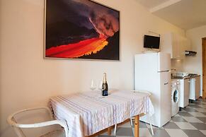 Comeinsicily - Rocce Nere