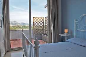 Comeinsicily - Rocce Nere