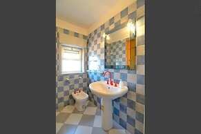 Comeinsicily - Rocce Nere