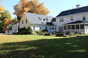 King Hill Inn & Kitchen
