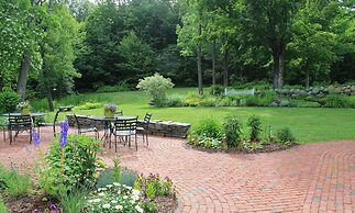 King Hill Inn & Kitchen