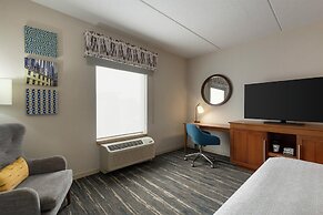Hampton Inn & Suites Pittsburgh/Harmarville