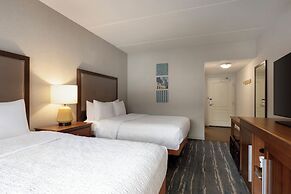 Hampton Inn & Suites Pittsburgh/Harmarville