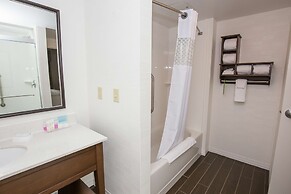 Hampton Inn & Suites Pittsburgh/Harmarville