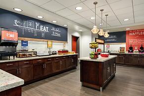 Hampton Inn & Suites Pittsburgh/Harmarville