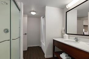 Hampton Inn & Suites Pittsburgh/Harmarville