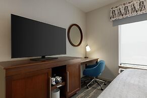 Hampton Inn & Suites Pittsburgh/Harmarville
