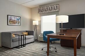 Hampton Inn & Suites Pittsburgh/Harmarville