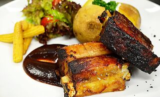 Three Crowns Residents