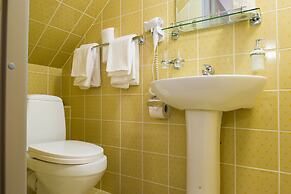 Three Crowns Residents