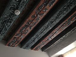 Three Crowns Residents