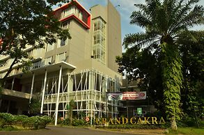 Grand Cakra Hotel