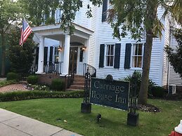 Carriage House Inn