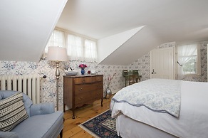 The Egremont Village Inn