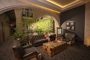 Historico Central Hotel