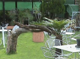 Tshimologo Farm Guest House