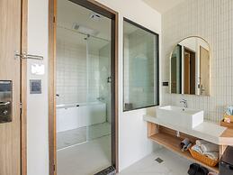 Kenting Sea Wall 130