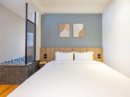 Kenting Sea Wall 130