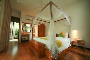 Calamansi Cove Villas