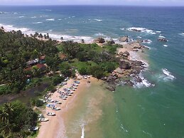 Calamansi Cove Villas