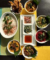 Calamansi Cove Villas