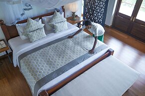 Calamansi Cove Villas