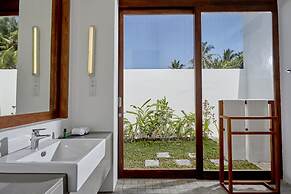 Calamansi Cove Villas