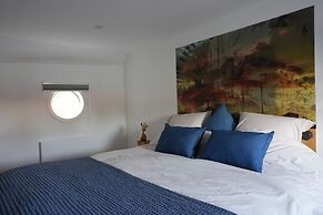 Hotel Restaurant Brasserie Ahoi, Kortrijk