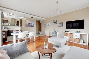 Dom & House - Apartments Parkur