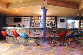 Mount Pleasant Inns & Apartment
