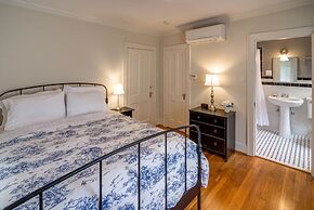 The Monte Vista Hotel