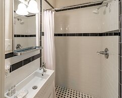 The Monte Vista Hotel