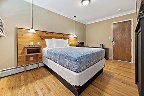 The Monte Vista Hotel
