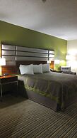 Super 8 by Wyndham Copley Akron