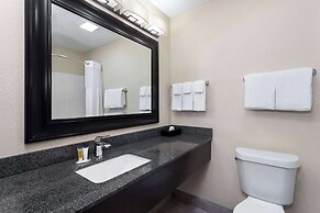 Super 8 by Wyndham Copley Akron