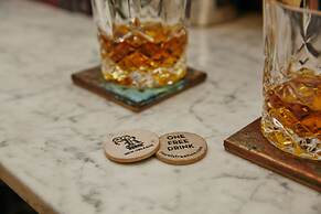 Royal Street Inn and R Bar