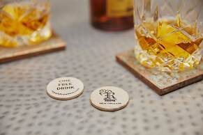 Royal Street Inn and R Bar