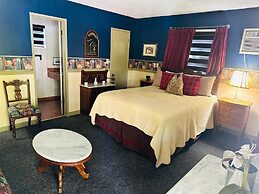 Gunn House Hotel