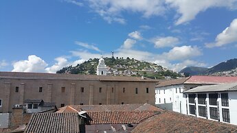 Hotel Huasi Continental