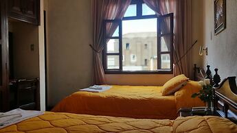 Hotel Huasi Continental