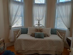 The Victoria Inn Bed & Breakfast